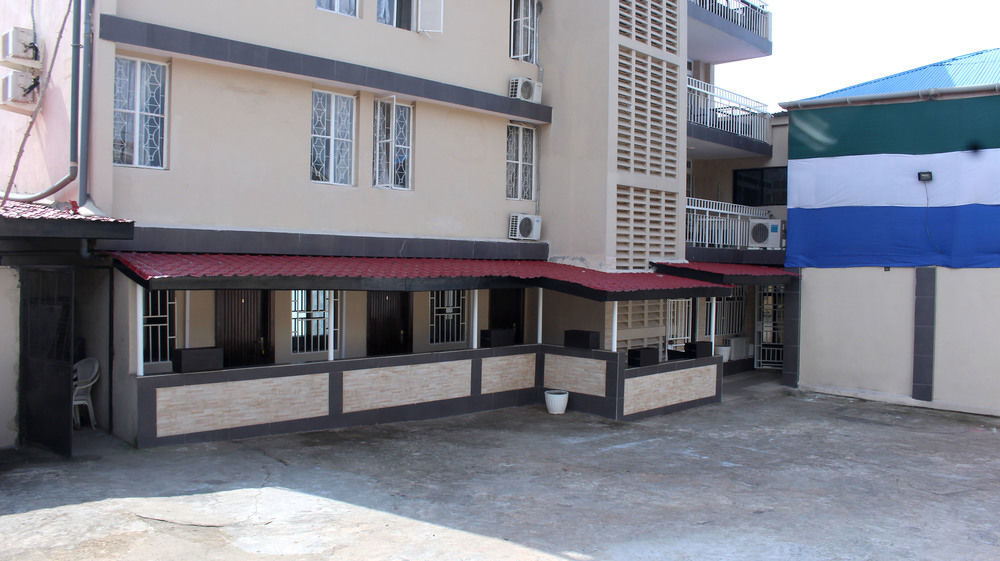 Metro Hotel Freetown Zewnętrze zdjęcie